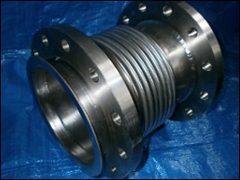 kompensator mieszkowy z kołnierzami obrotowymi